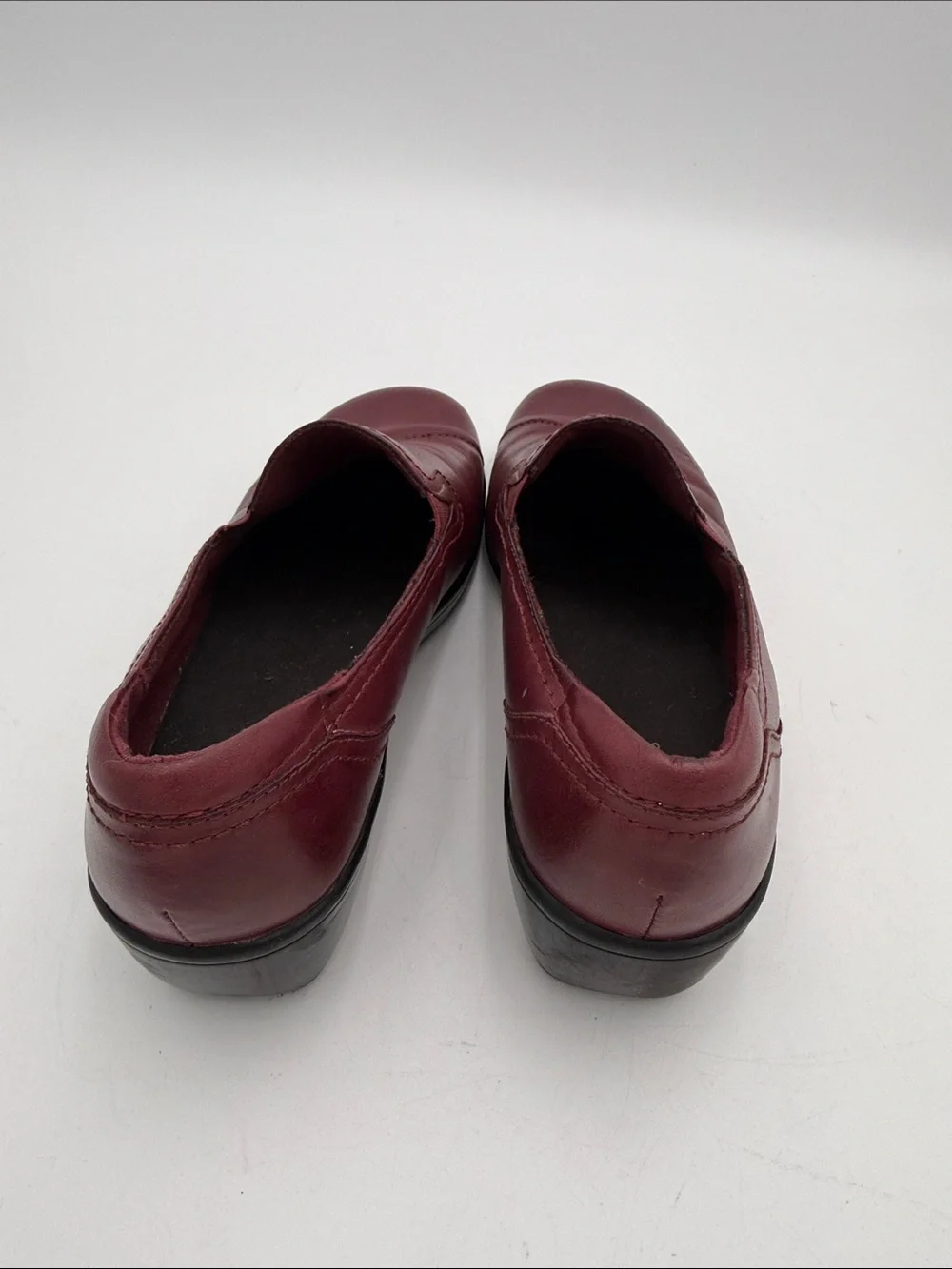 Clarks Women’s Burgundy Slip-On Comfort Loafers women’s 8M casual office Y2K